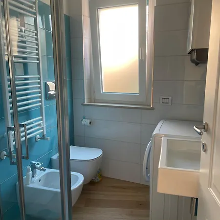 아파트 Rosanna - *